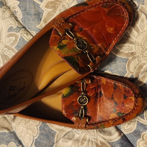 Patricia Nash Floral Leather Loafers - Multicolor - Picture 2 of 9
